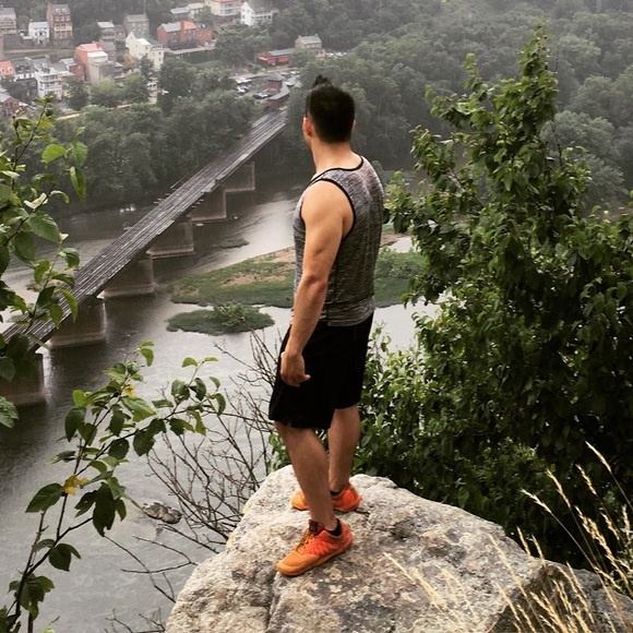 Meet your Posher, Wing - Picture 1 of 1